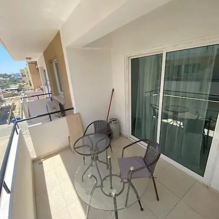 Apartamento Paradise Homes 9 *