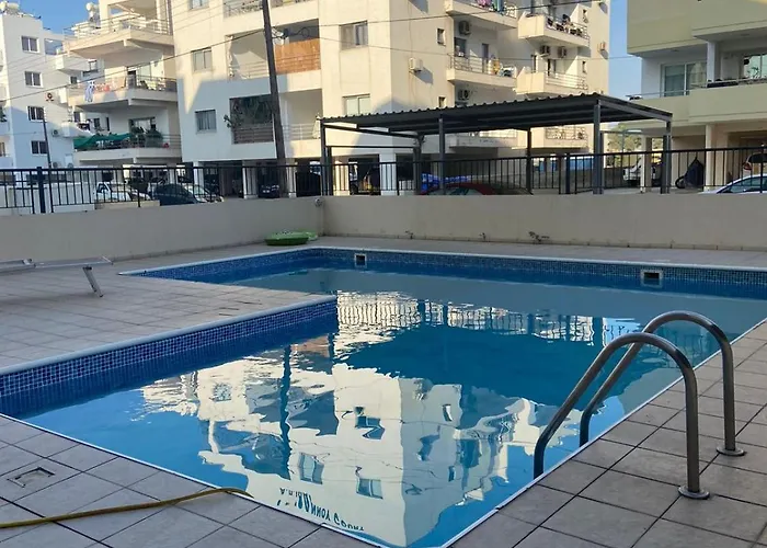 Paradise Homes 9 Apartment *